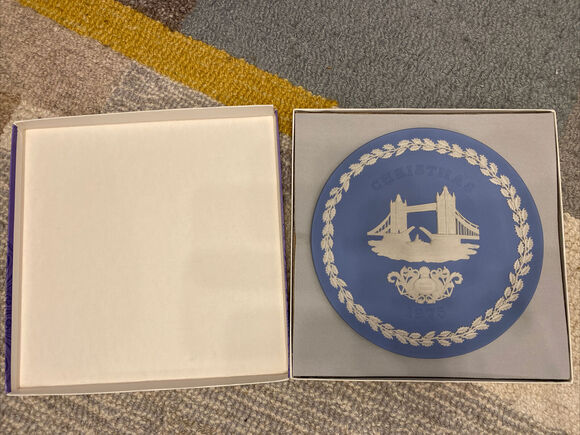Wedgwood Other - 1975 Christmas Plate  Wedgwood Jasper Ware  8.25" Tower Bridge Jasperware